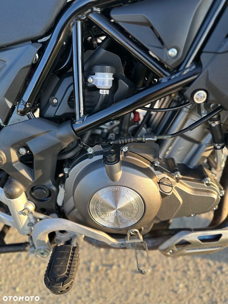Benelli TRK 502X - 13