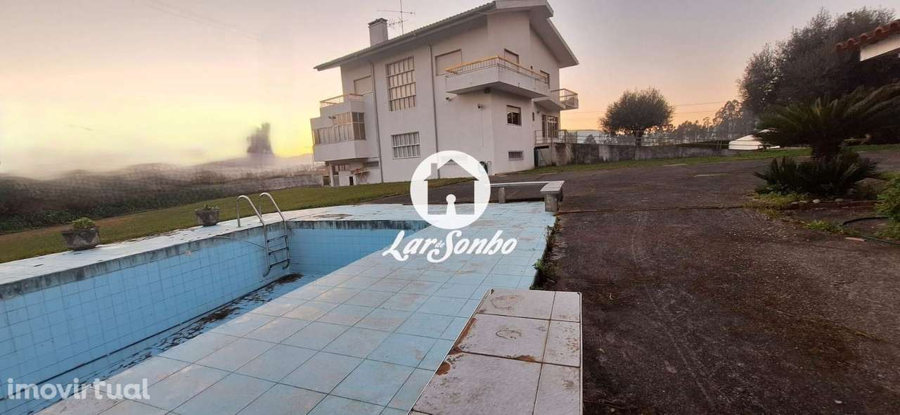 Moradia com piscina - Grande imagem: 4/31