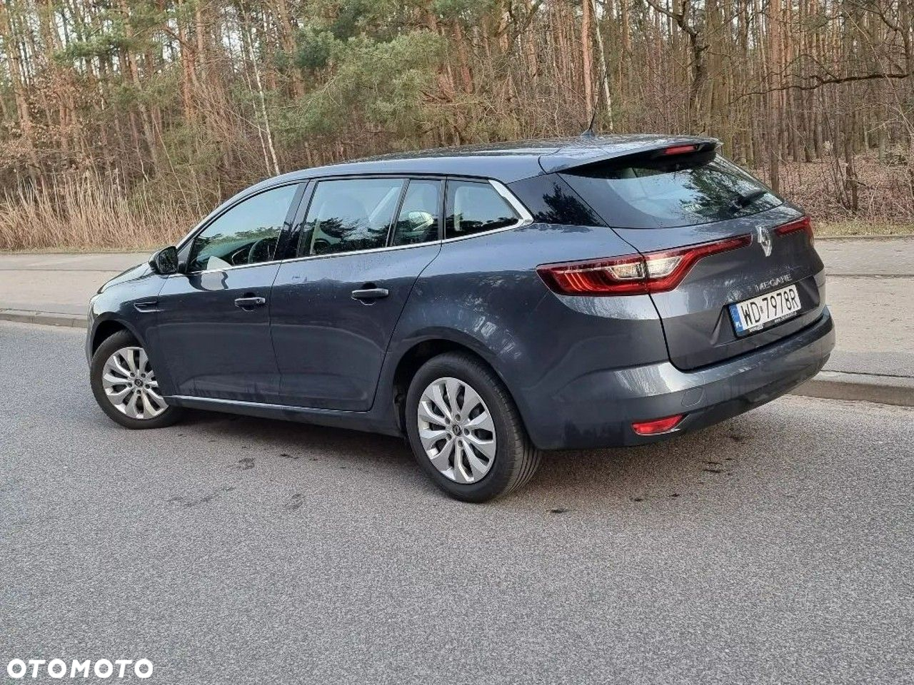 Renault Megane 1.3 TCe FAP Business - 8