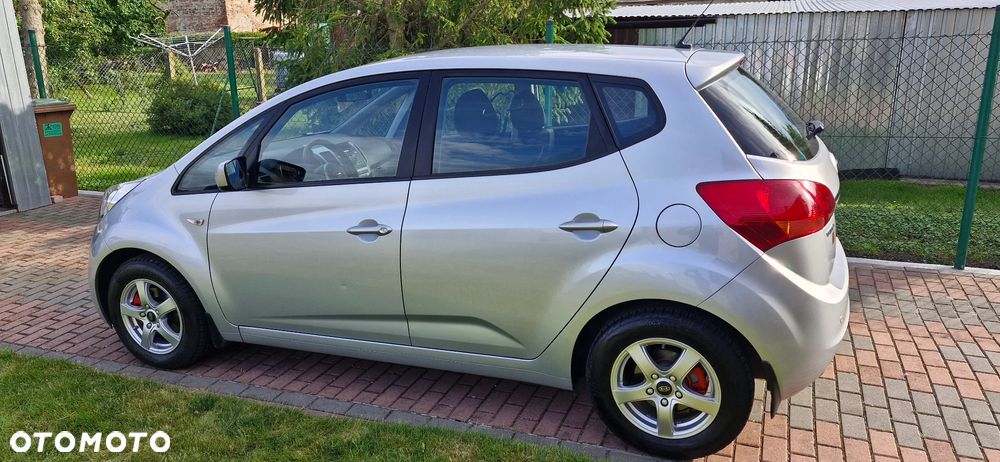 Kia Venga 1.4 CRDi L - 13