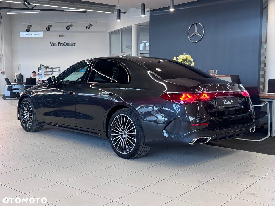 Mercedes-Benz Klasa E - 3