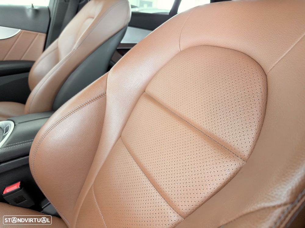 Mercedes-Benz C 180 d Station AMG Line - 23