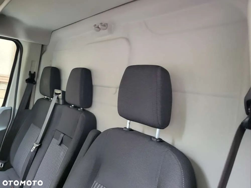 Ford Transit - 16