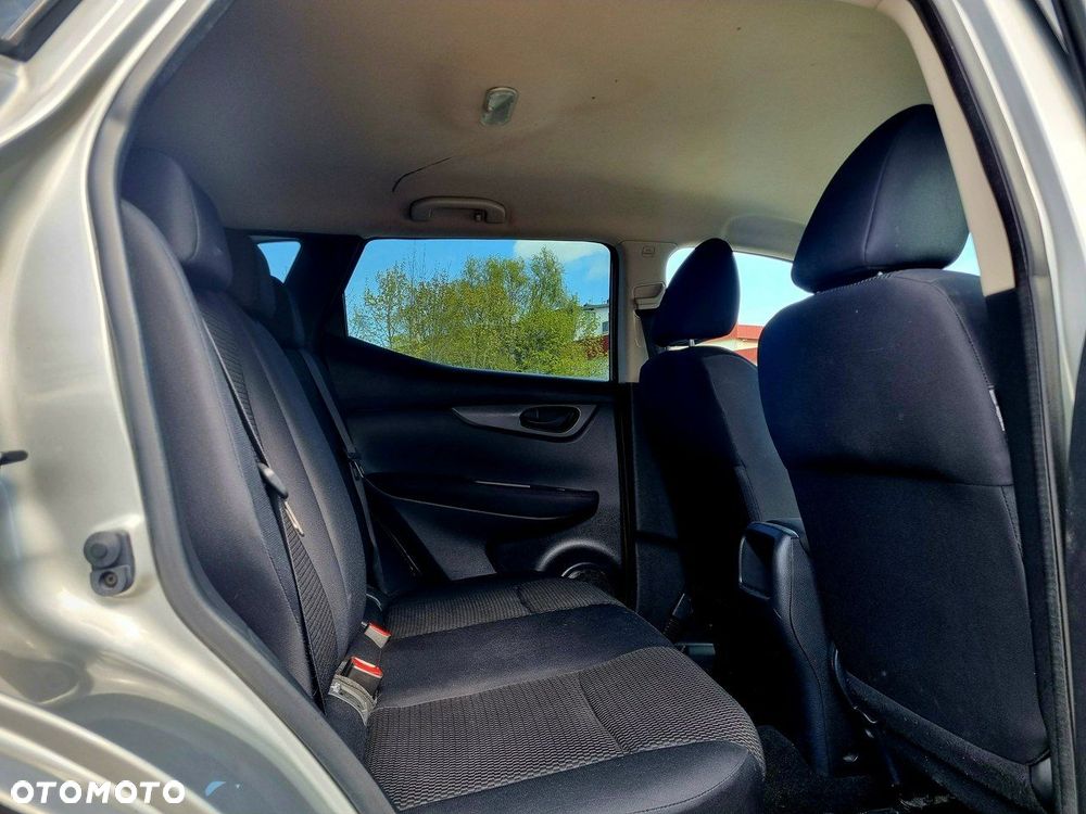 Nissan Qashqai 1.2 DIG-T Visia - 12