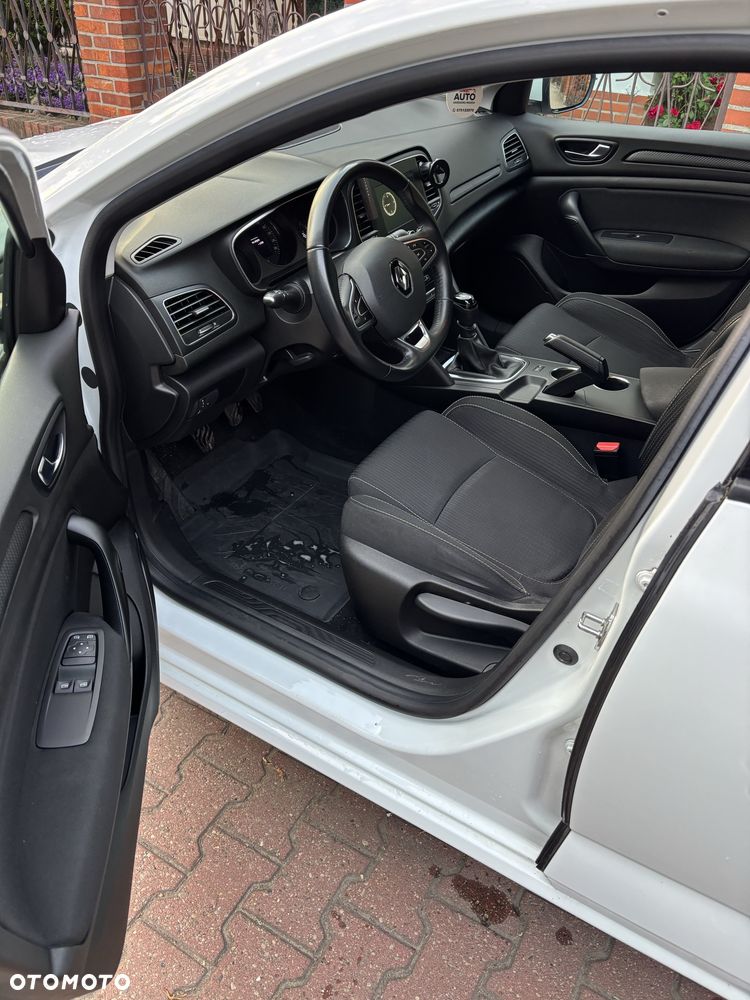 Renault Megane - 5