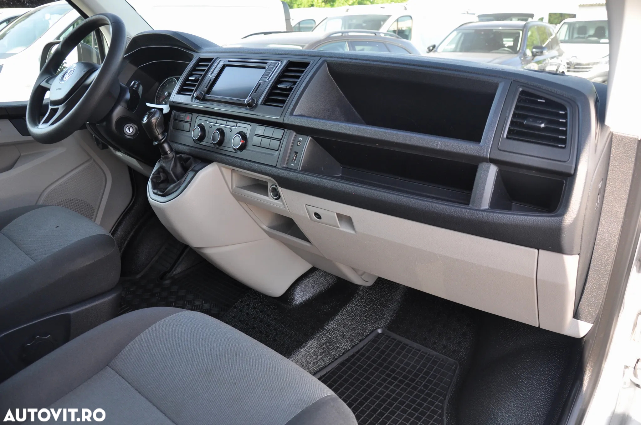 Volkswagen Transporter T6 L2H1 Doka - 14
