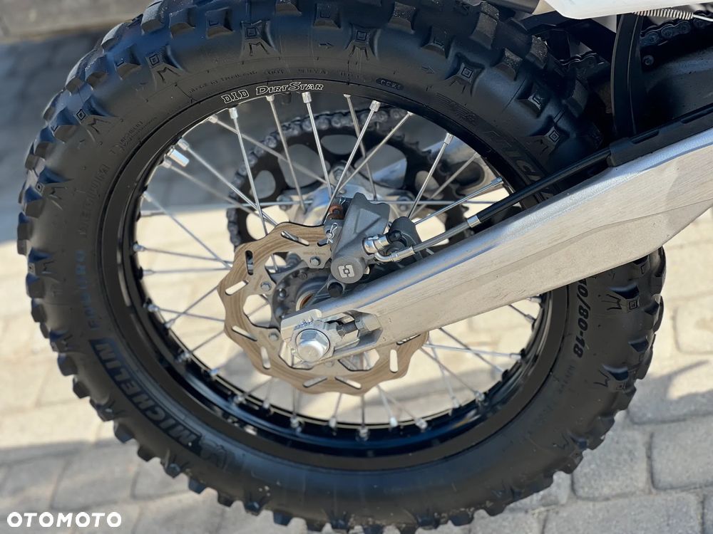 Husqvarna FE - 11