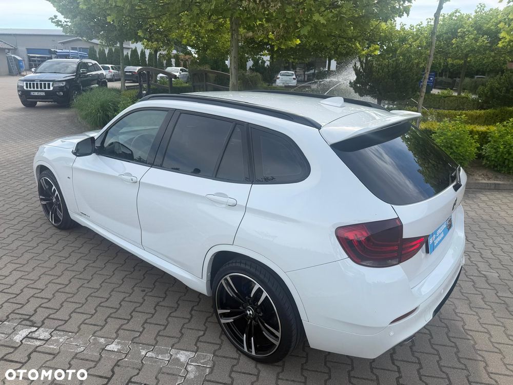 BMW X1 sDrive18d Sport Line - 3