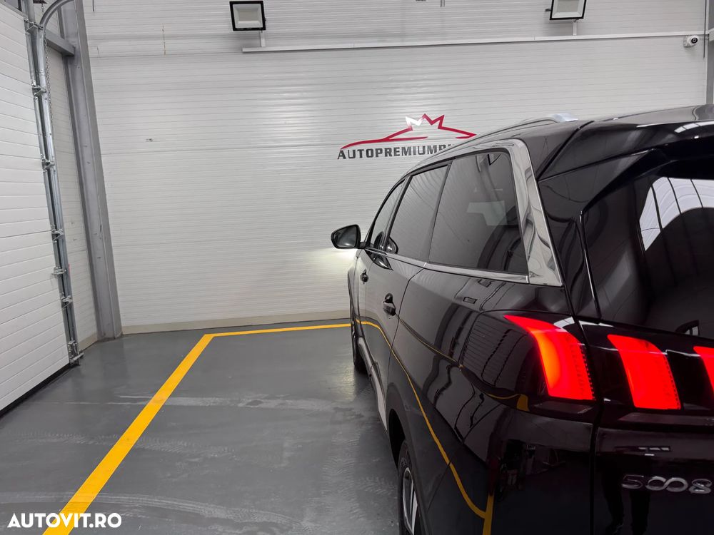 Peugeot 5008 GT LINE - 15