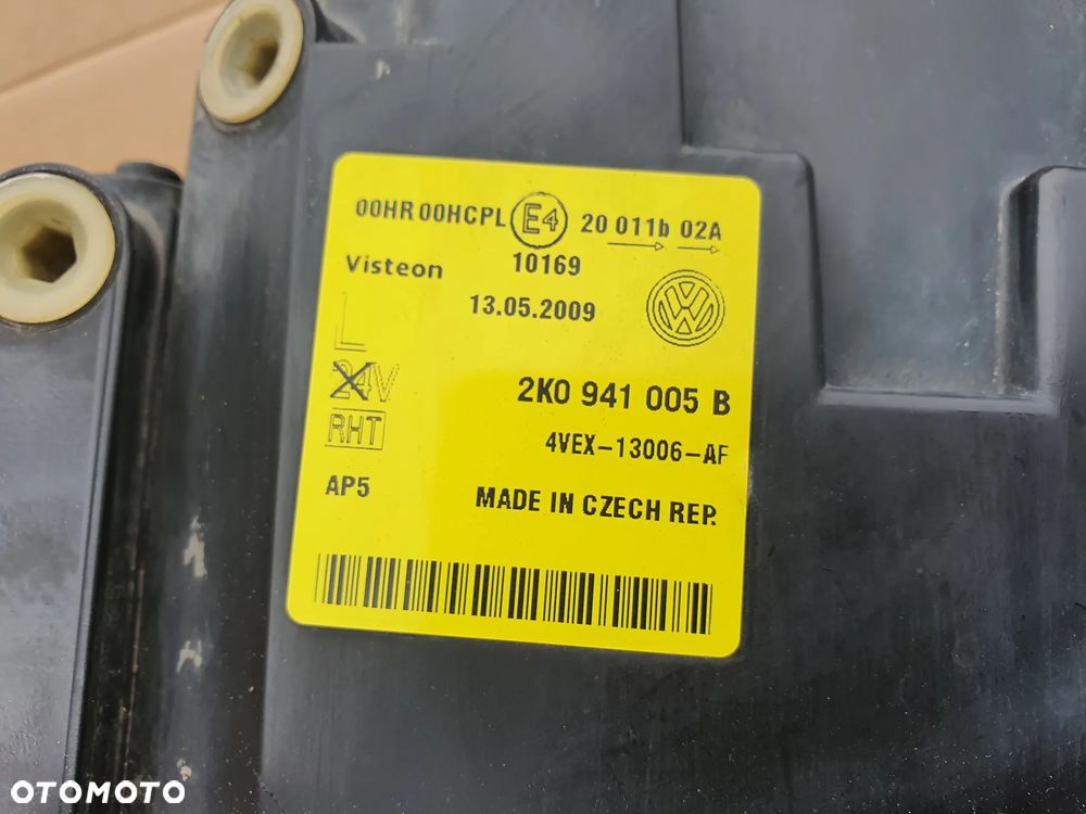 Lampa przednia lewa VW Caddy 2K0 rok 03-10 - 3