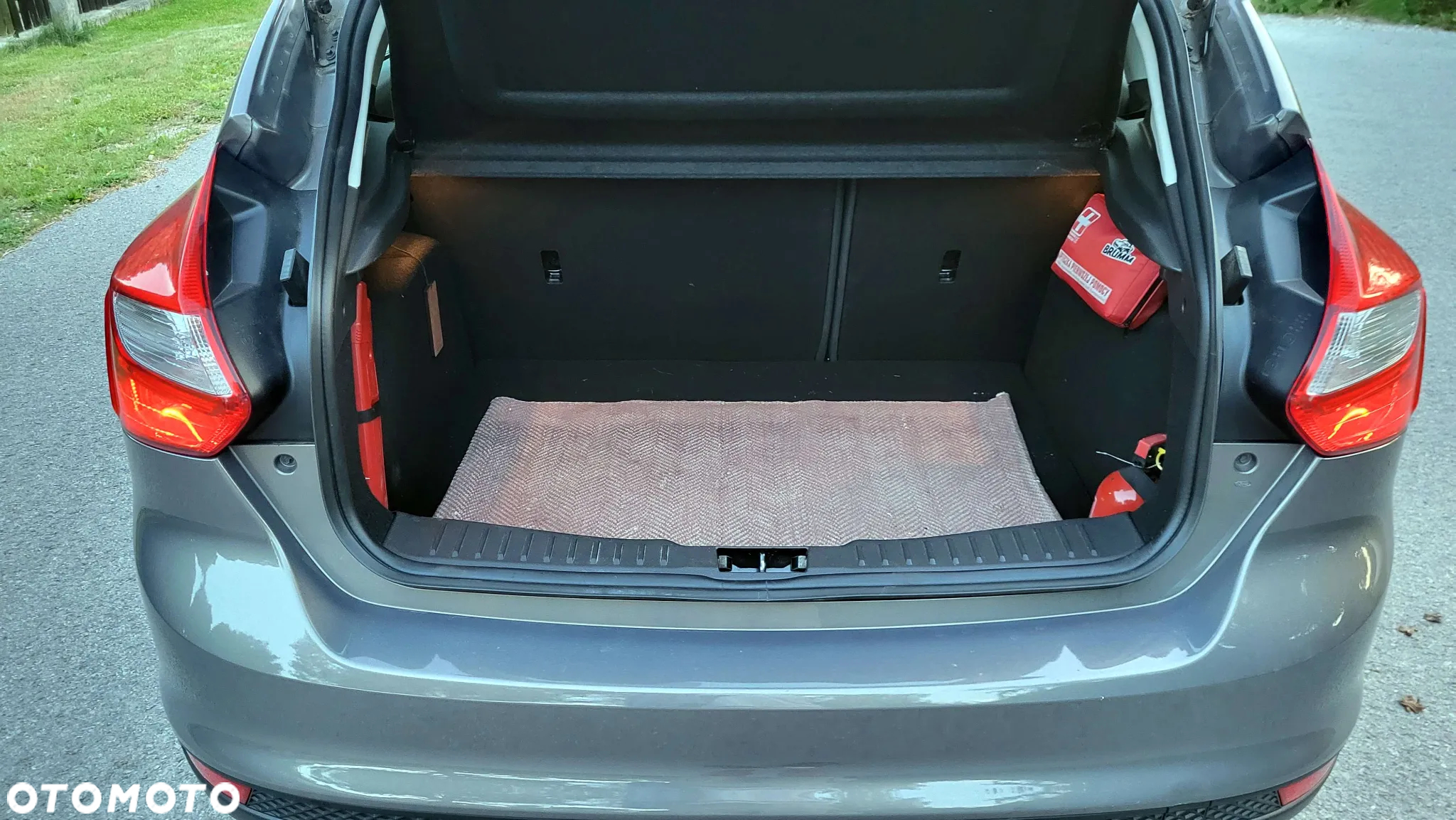 Ford Focus 1.6 Ambiente - 16