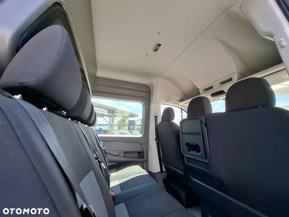 Volkswagen Crafter - 11