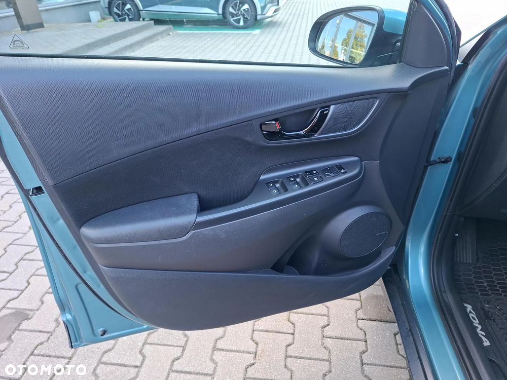 Hyundai Kona 1.6 GDI Hybrid Comfort DCT - 10