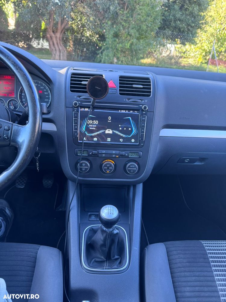 Volkswagen Golf - 9