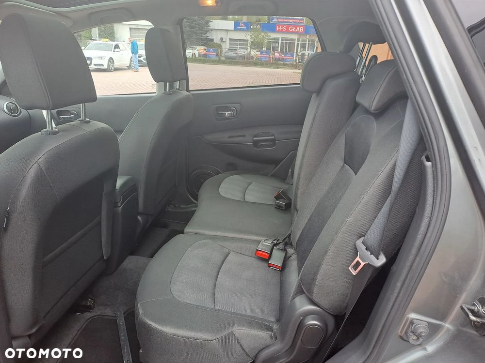 Nissan Qashqai+2 2.0 dCi DPF acenta - 22