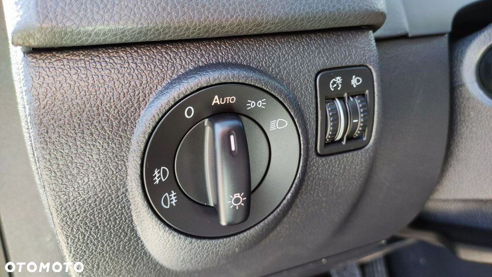 Volkswagen Tiguan 1.4 TSI BlueMot Sport&Style - 26