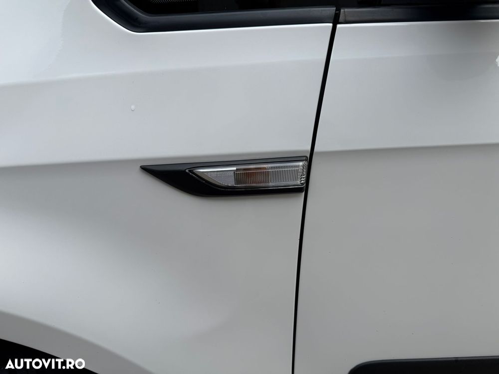 Volkswagen Caddy - 11