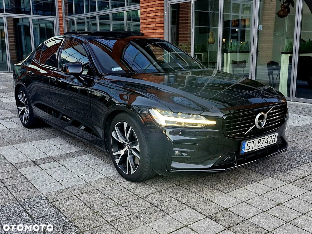 Volvo S60 T5 AWD R-Design - 1