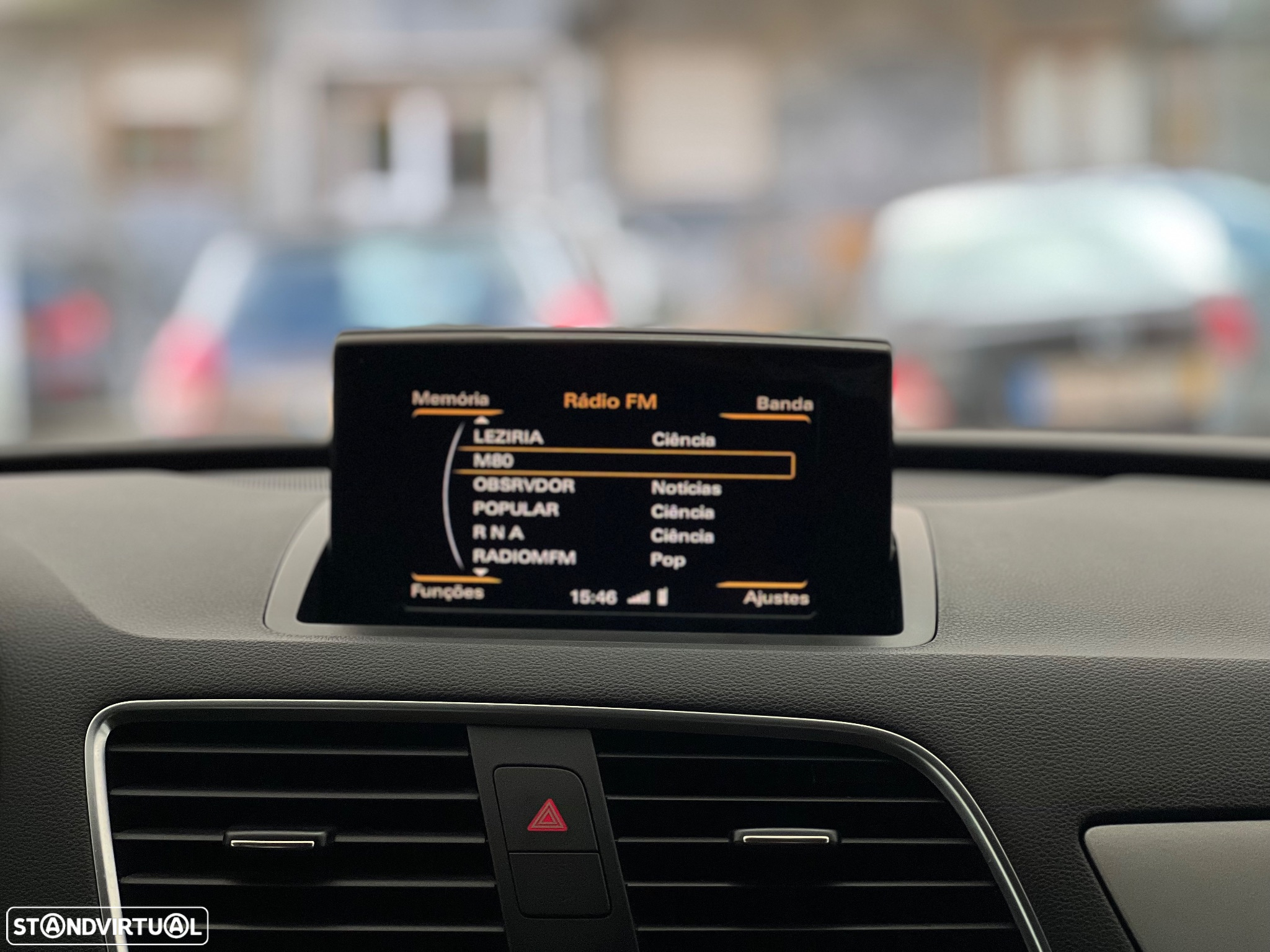 Audi Q3 2.0 TDI Attraction - 16