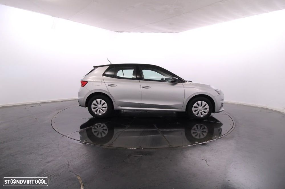 Skoda Fabia 1.0 MPI Selection - 10