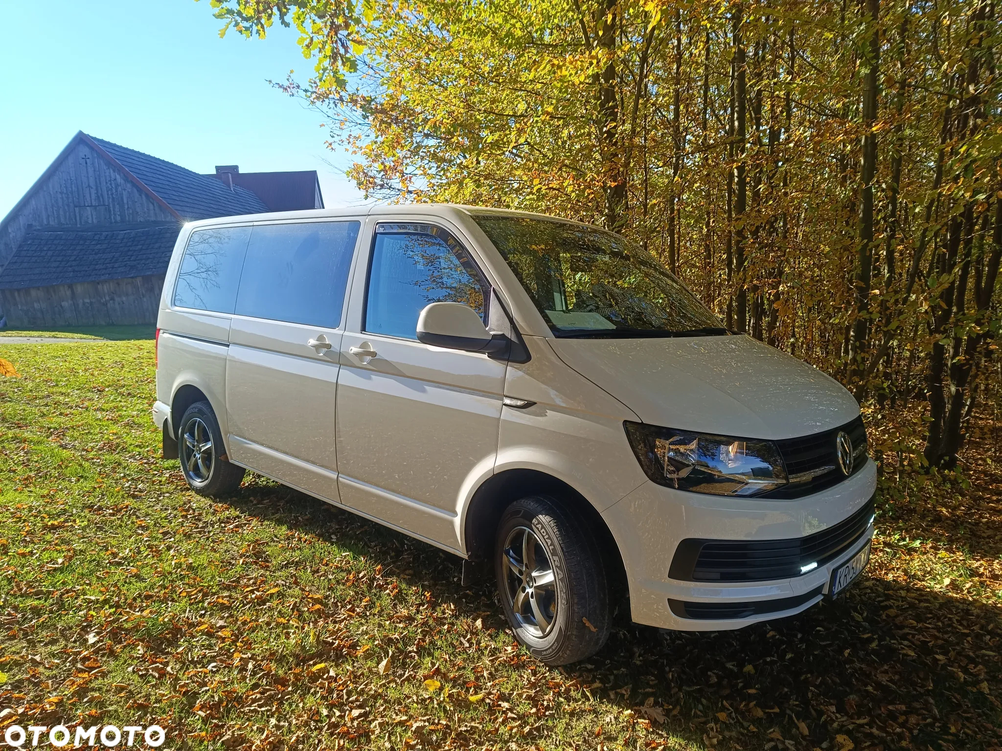 Volkswagen Caravelle 2.0 TDI L1 Comfortline - 8