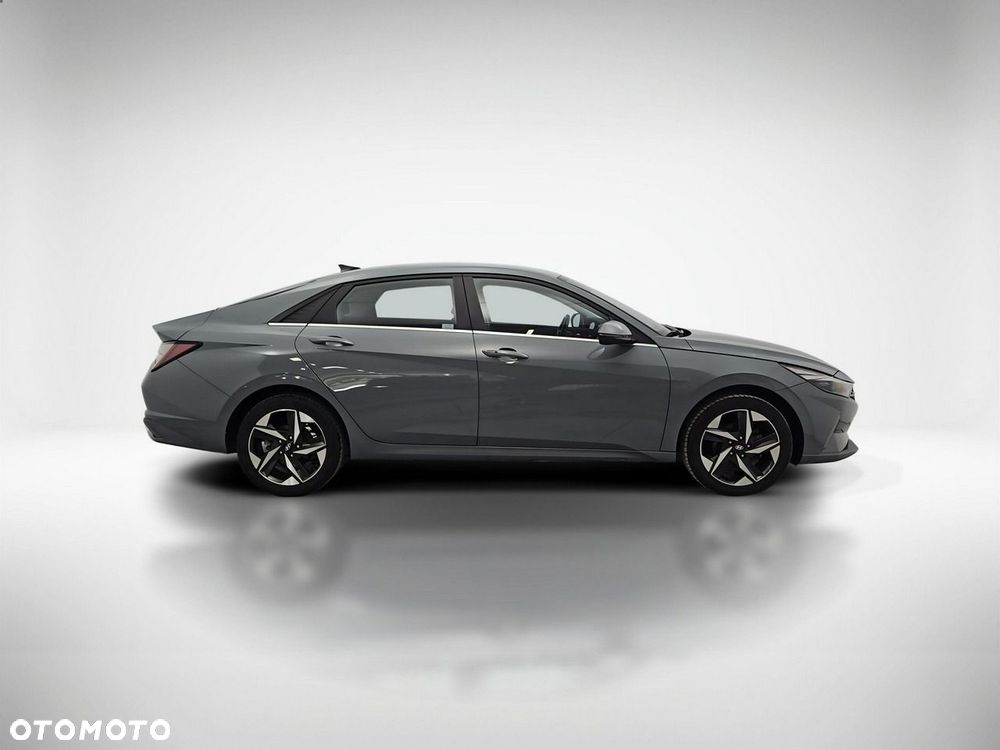 Hyundai Elantra 1.6 Smart - 6