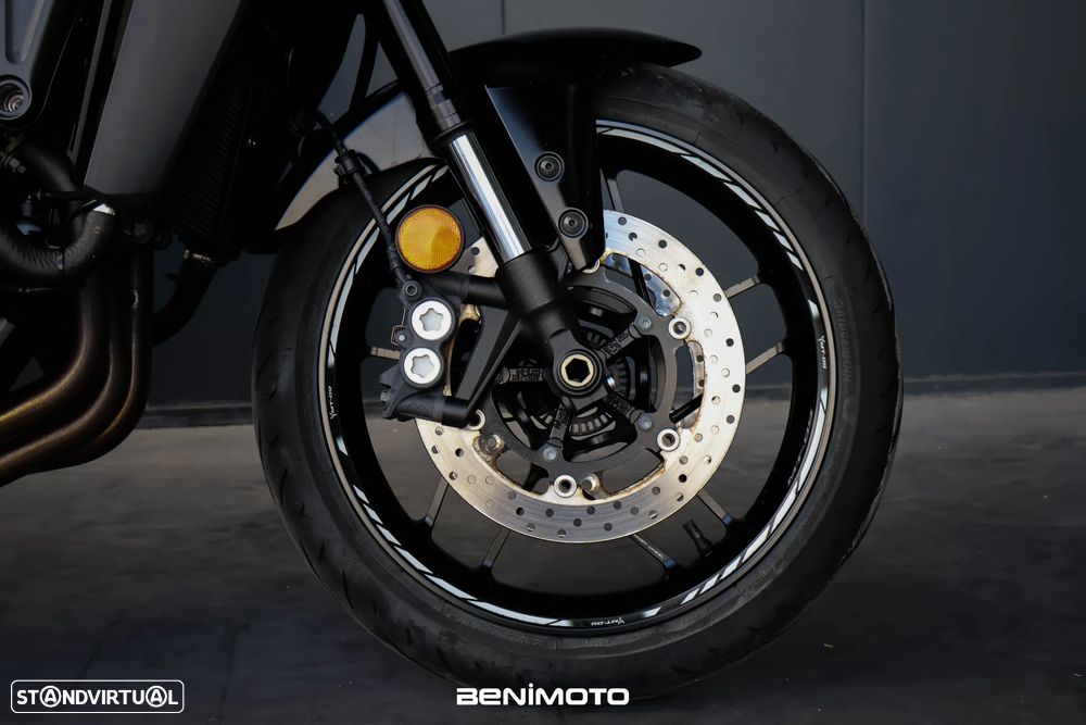 Yamaha MT-09 - 9