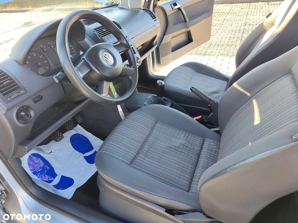 Volkswagen Polo - 23