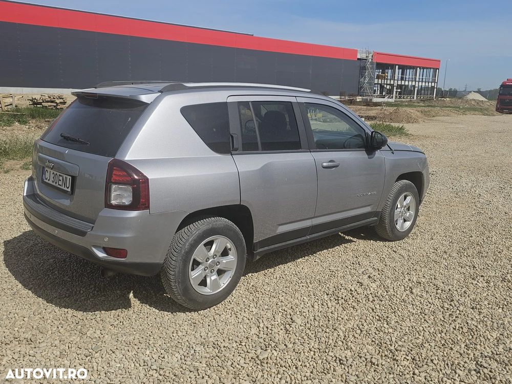 Jeep Compass - 1