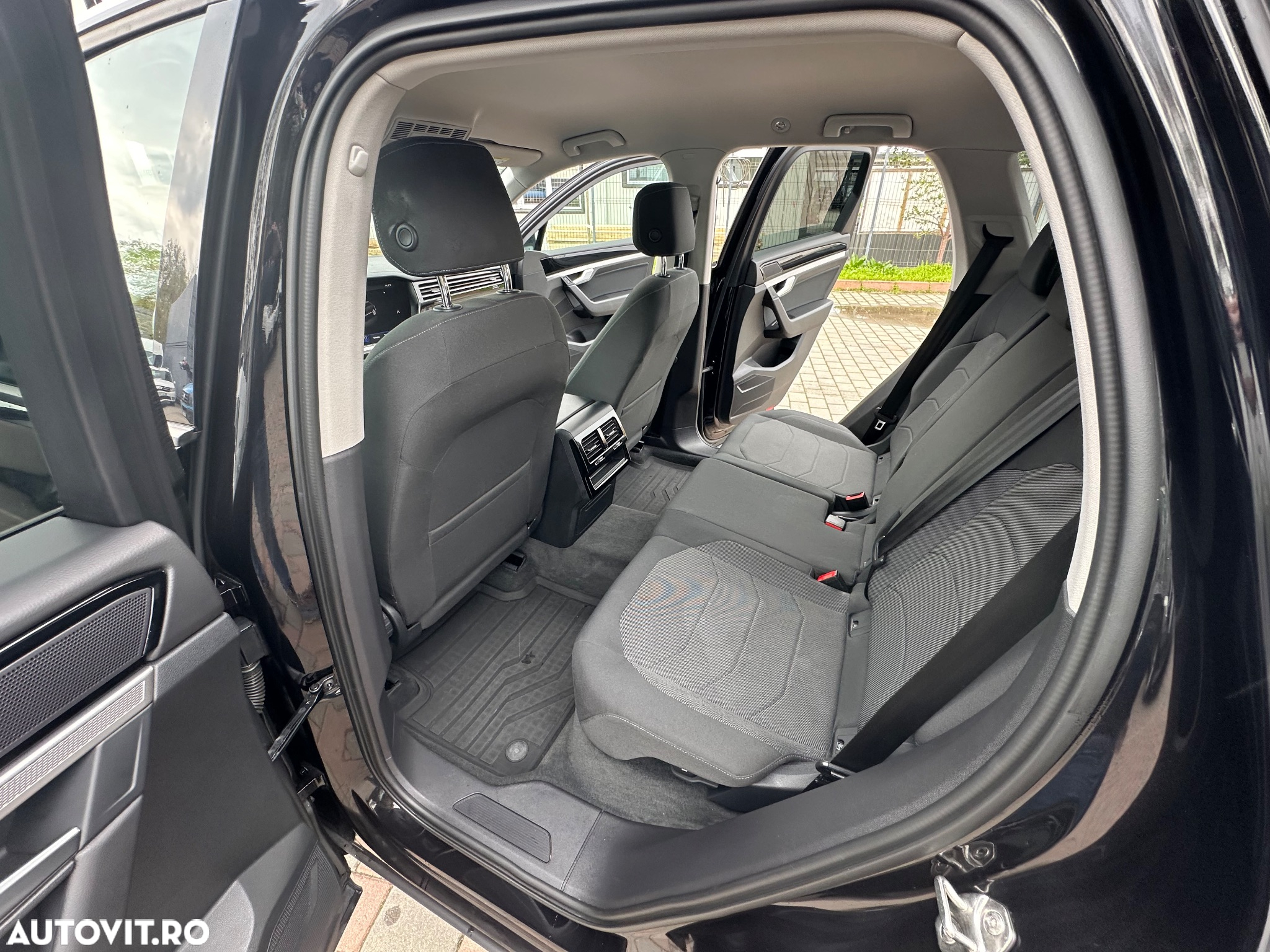 Volkswagen Touareg V6 TDI Style - 34