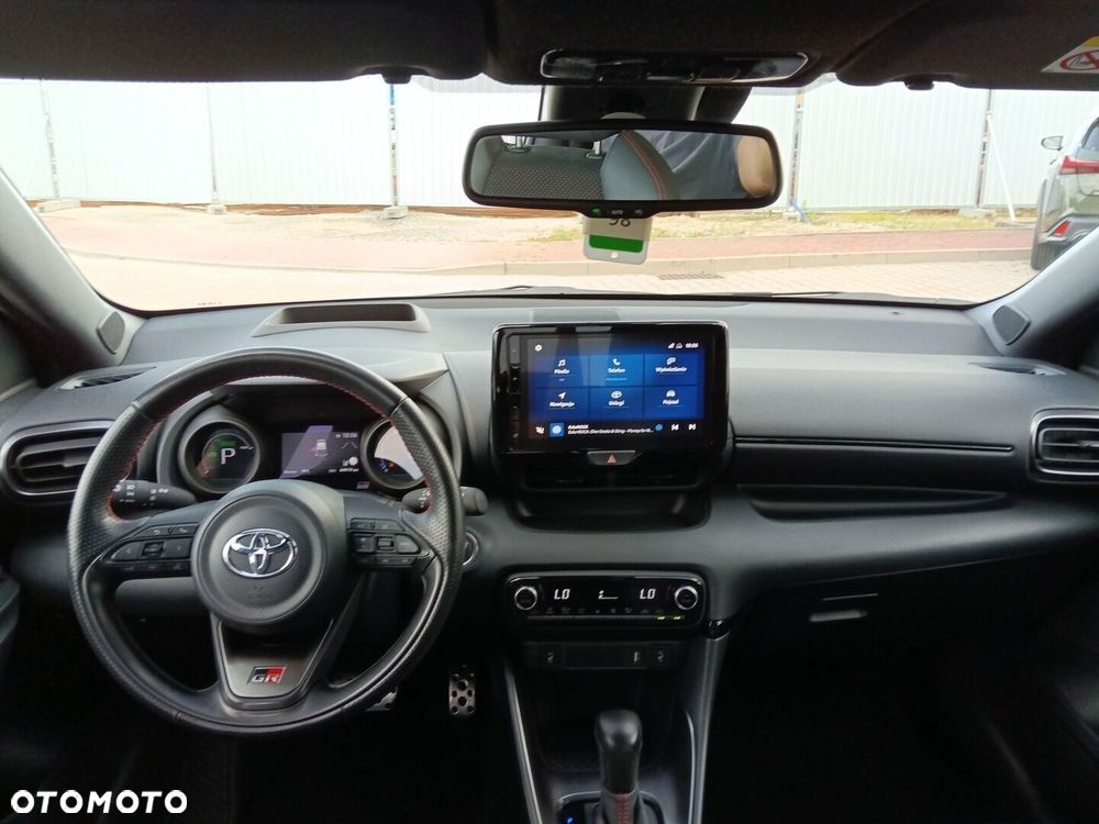 Toyota Yaris - 2