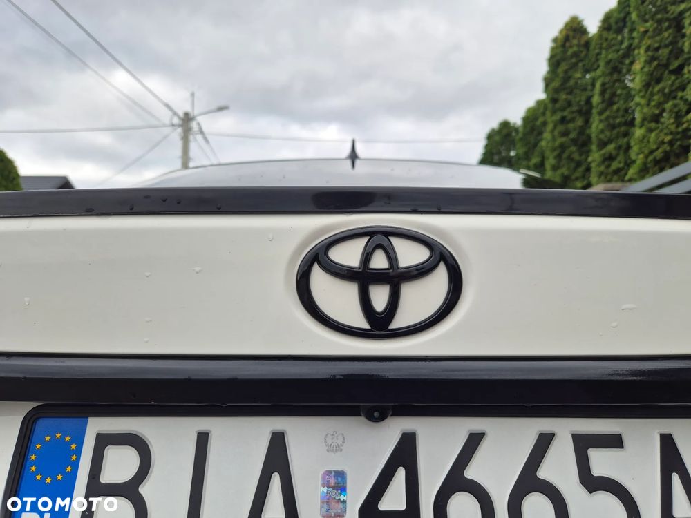 Toyota Corolla - 8