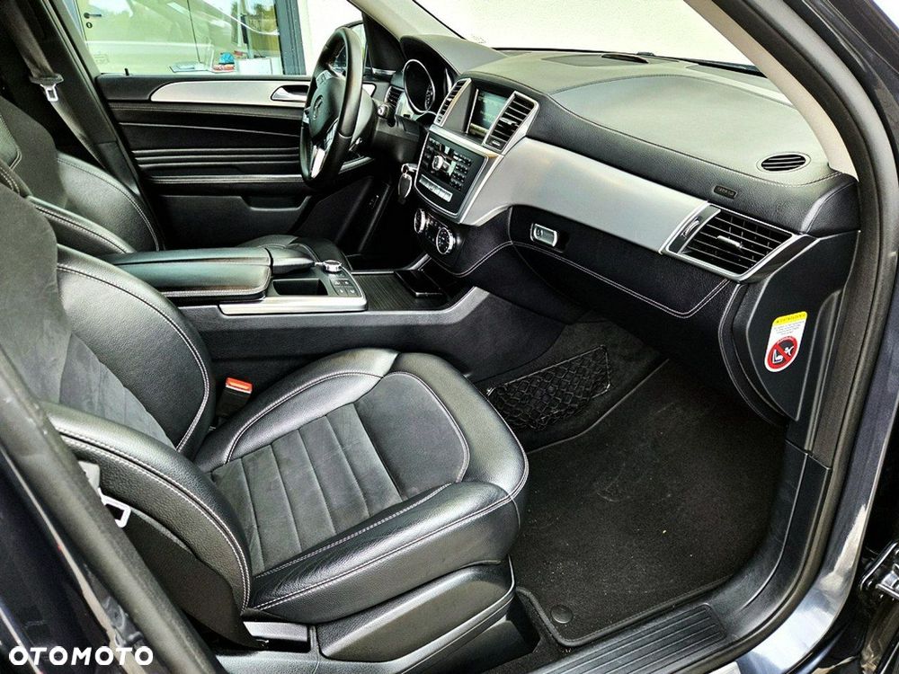 Mercedes-Benz ML 350 BlueTec 4-Matic - 9