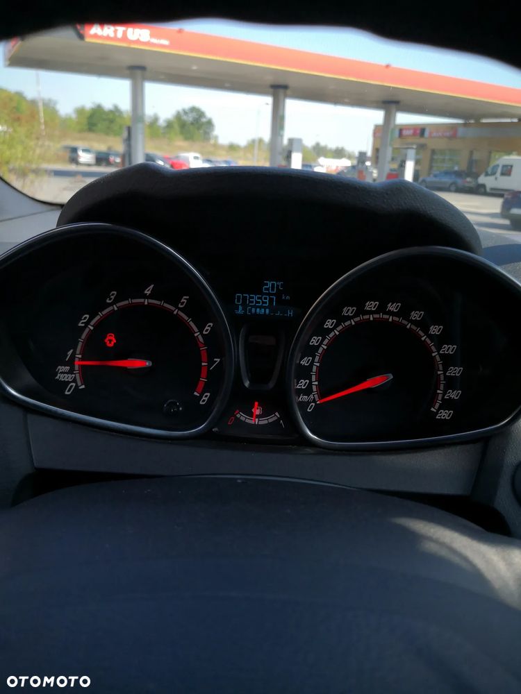Ford Fiesta - 20