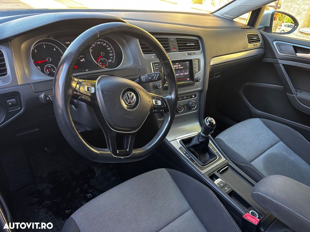Volkswagen Golf Variant 1.6 TDI BlueMotion Technology Comfortline - 11