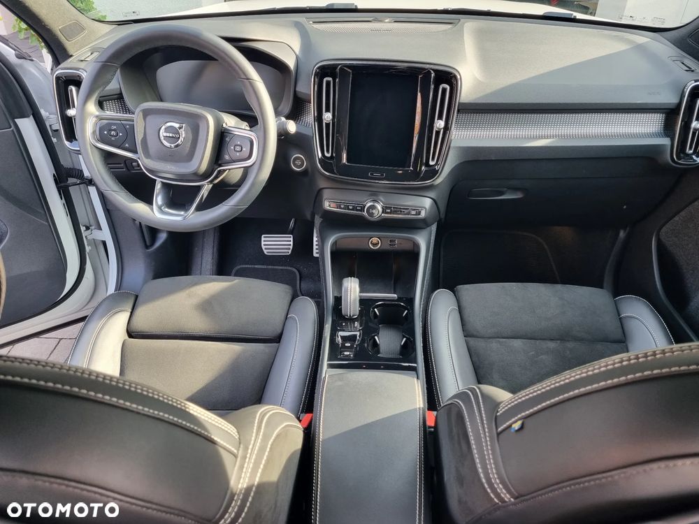 Volvo XC 40 T5 AWD R-Design - 18