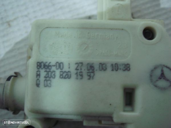 Motor Bloqueio Central Da Tampa De Combustível Mercedes-Benz C-Class T - 2