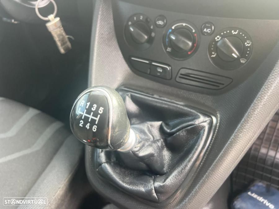 Ford Transit Connect 1.6 TDCI - 8