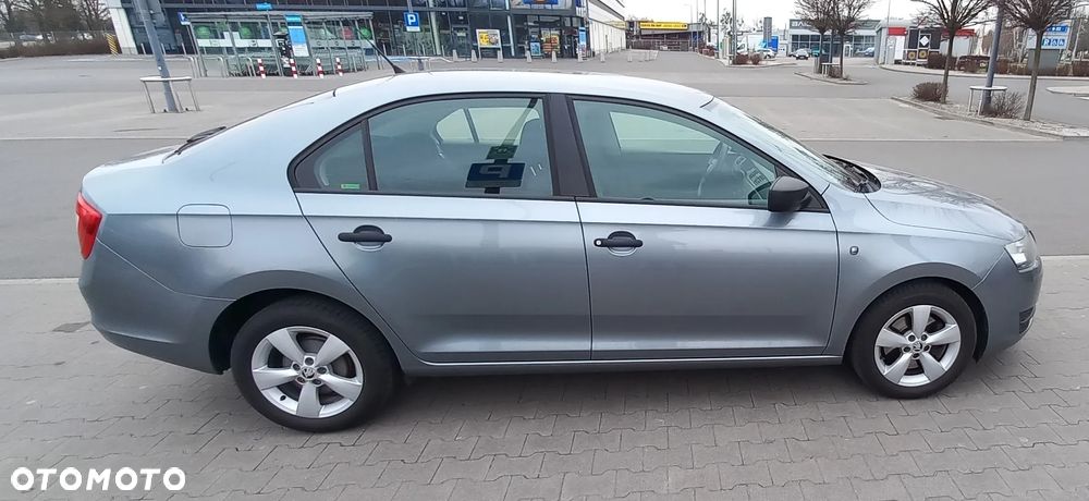 Skoda RAPID 1.2 TSI Active - 4