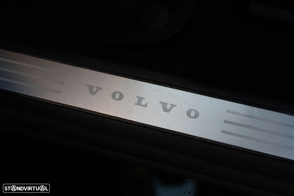 Volvo V90 2.0 T6 PHEV Plus Dark AWD - 39