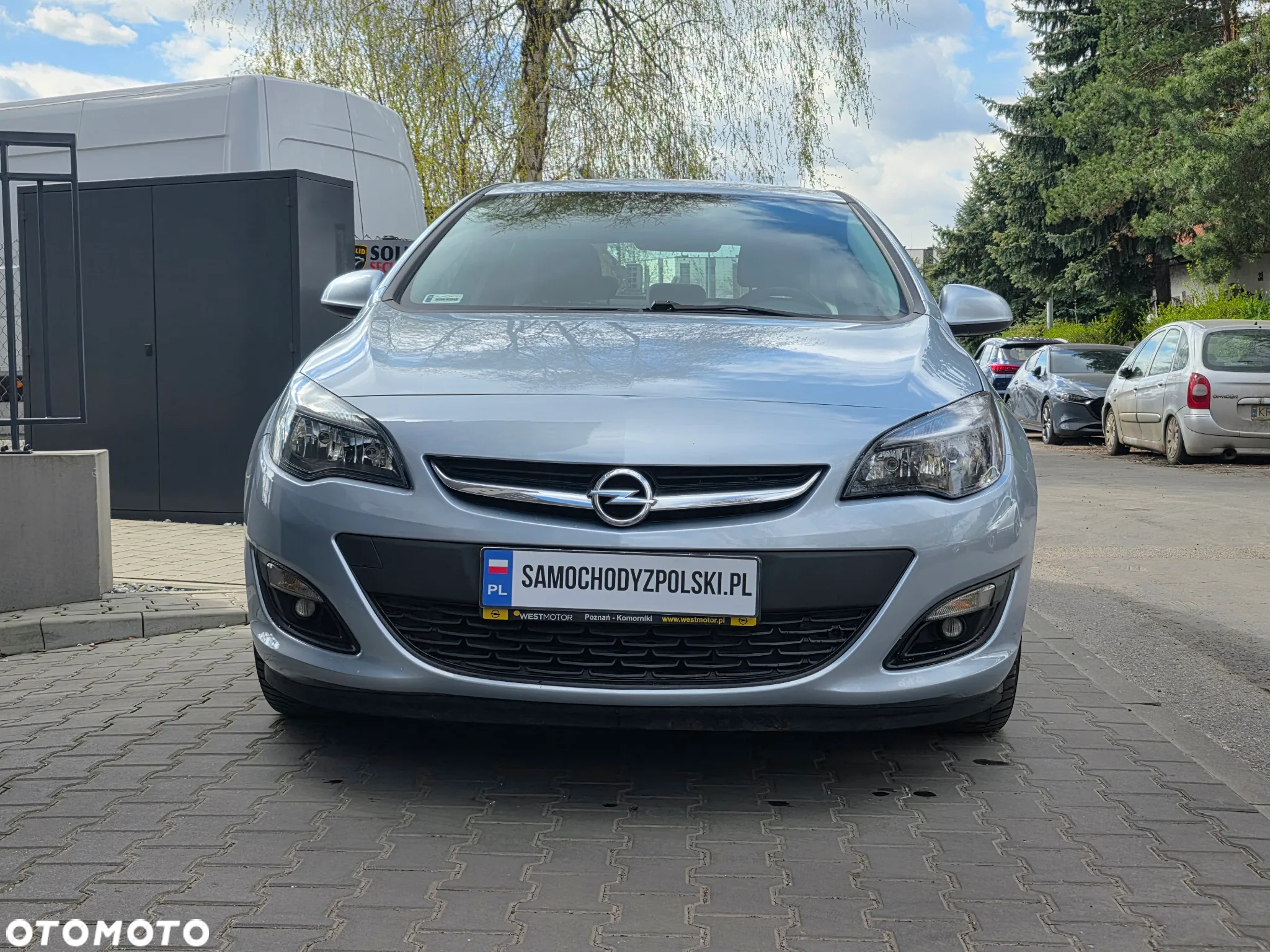Opel Astra IV 1.4 T Executive EU6 - 11