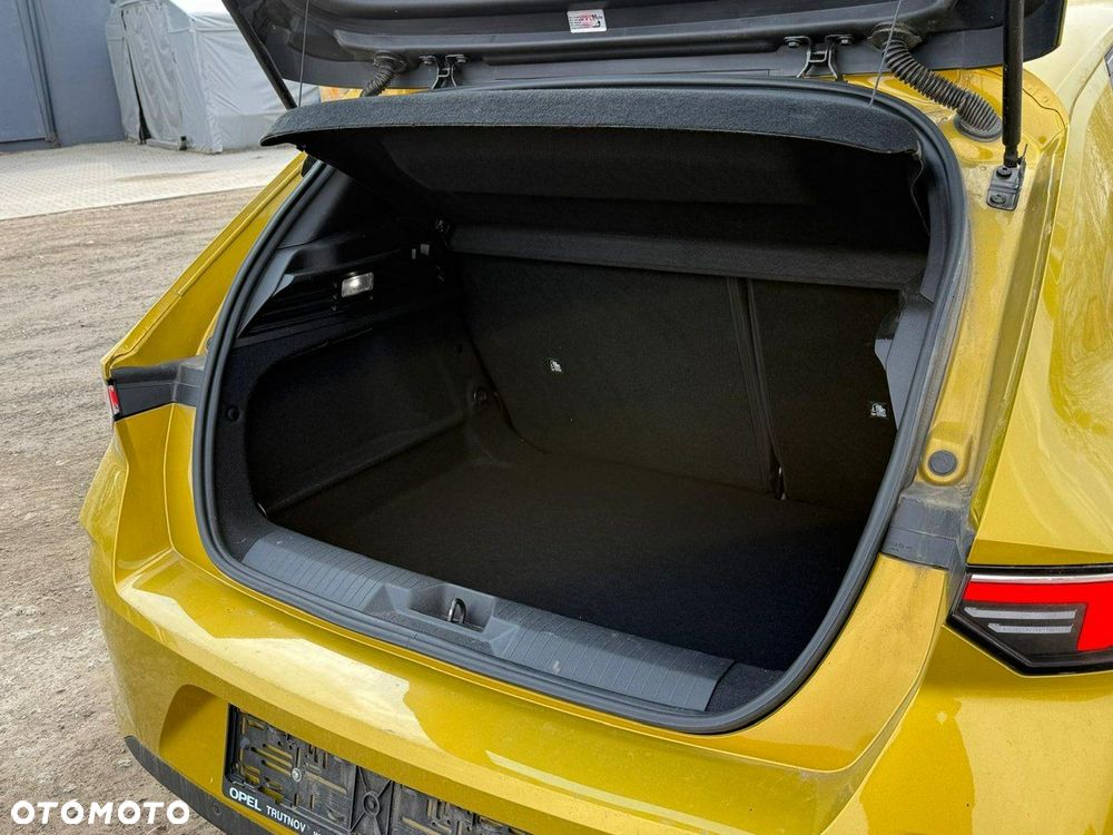 Opel Astra 1.2 Turbo Edition - 15