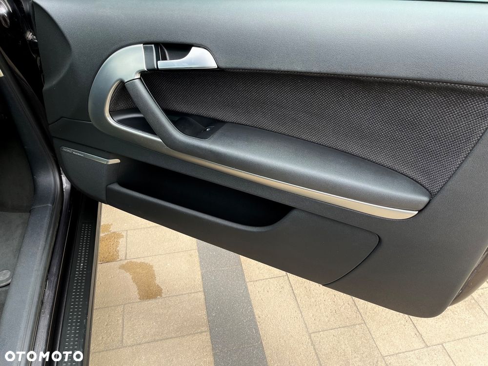 Audi A3 3-drzwiowe 2.0 FSI Attraction - 9