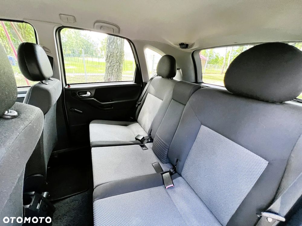 Opel Meriva - 14