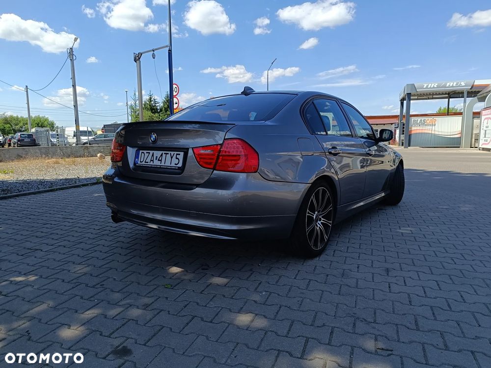 BMW Seria 3 320d - 9