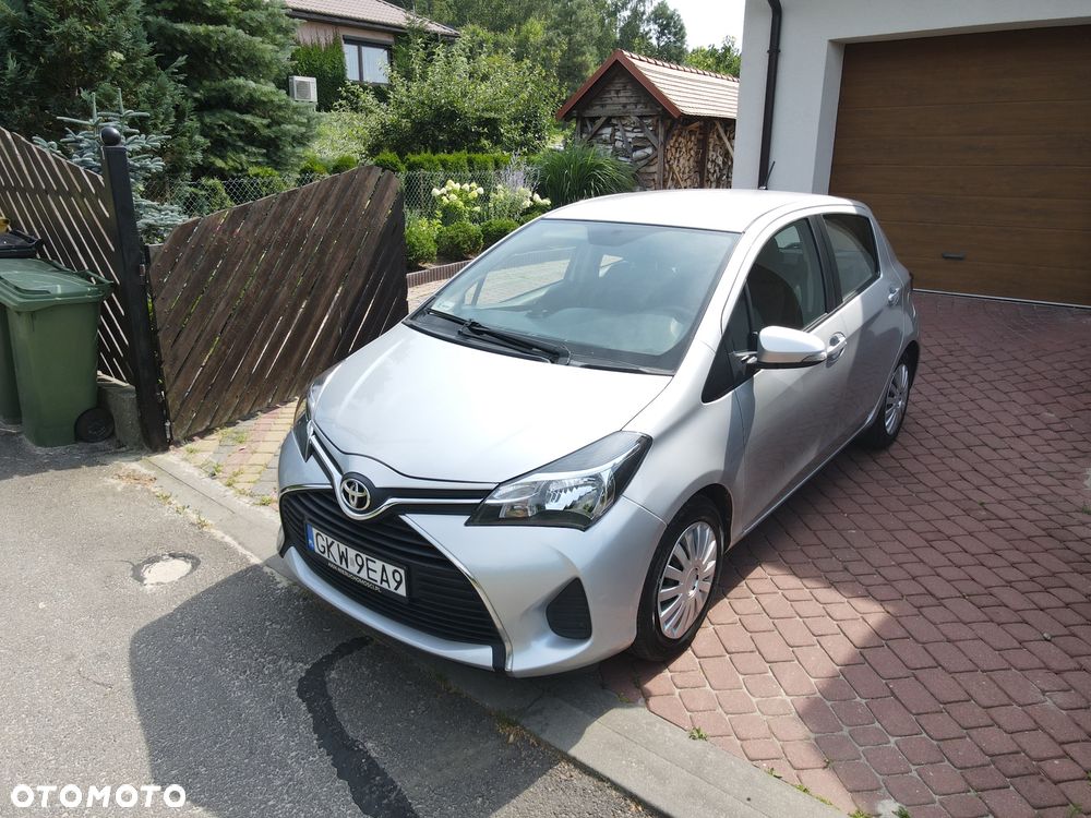 Toyota Yaris - 25