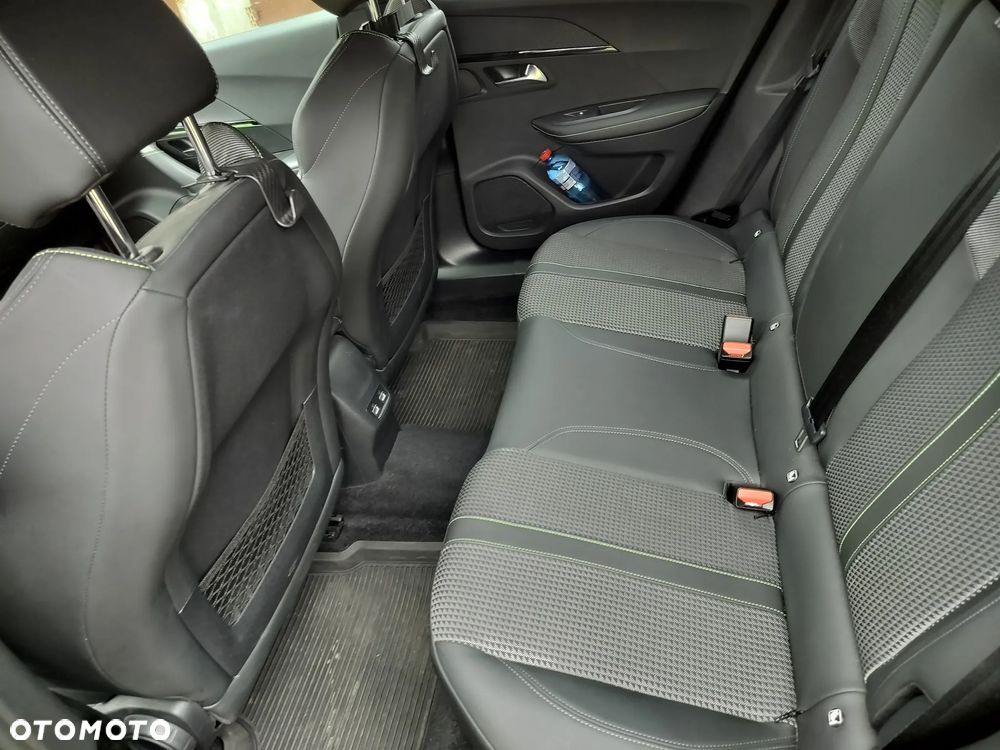 Peugeot 2008 1.5 BlueHDi GT S&S EAT8 - 20