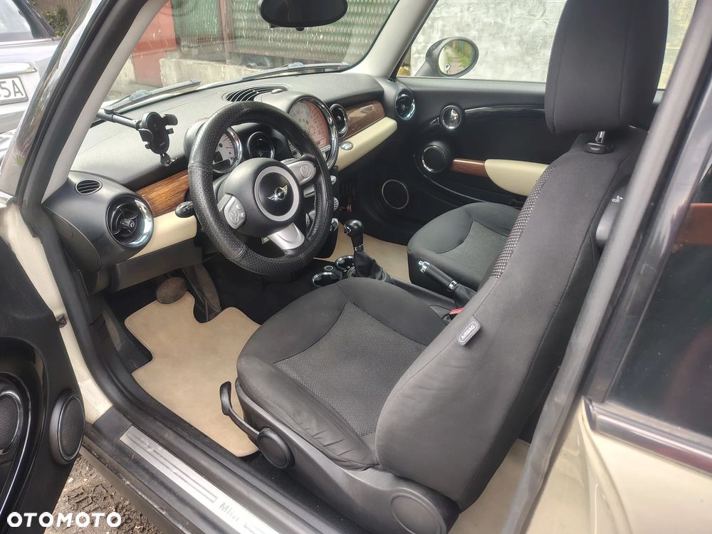 MINI ONE - 3
