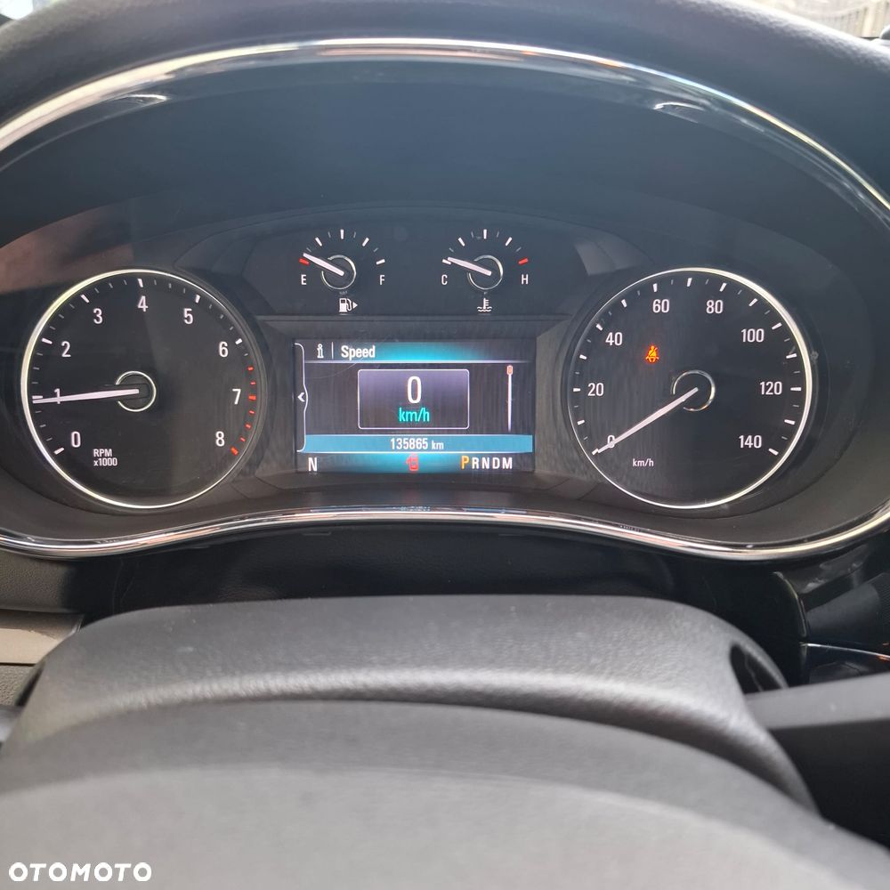 Buick Encore - 11