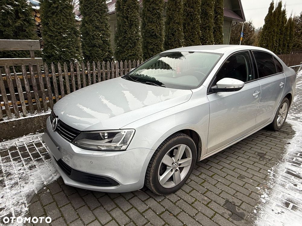 Volkswagen Jetta 1.6 TDI Comfortline - 1